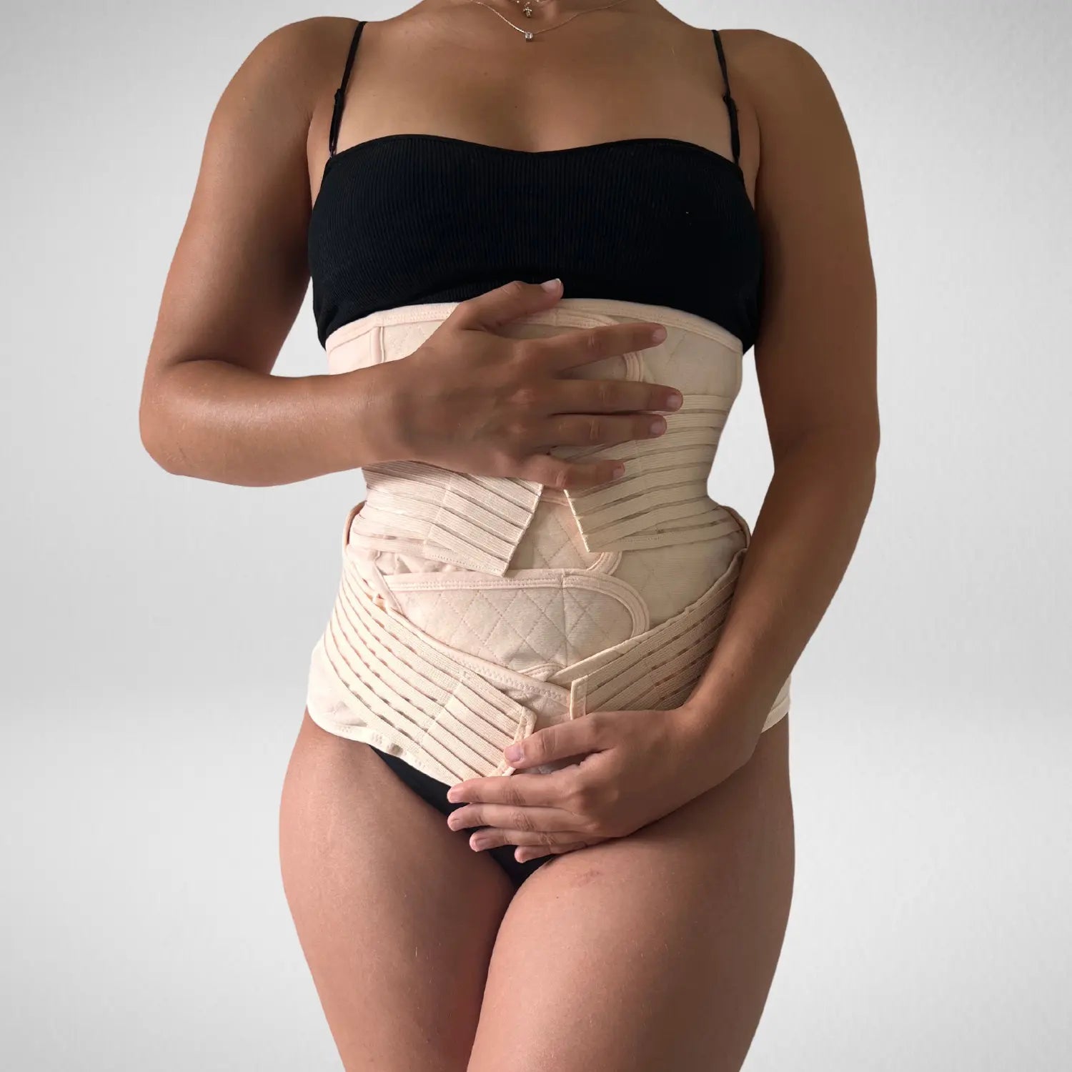 La ceinture post accouchement, l’accessoire incontournable de la maternité